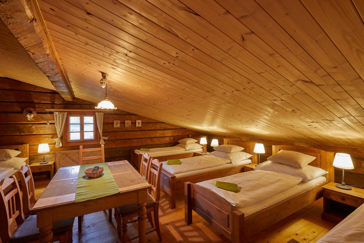 Volarska Roubenka Guest House Волари Екстериор снимка