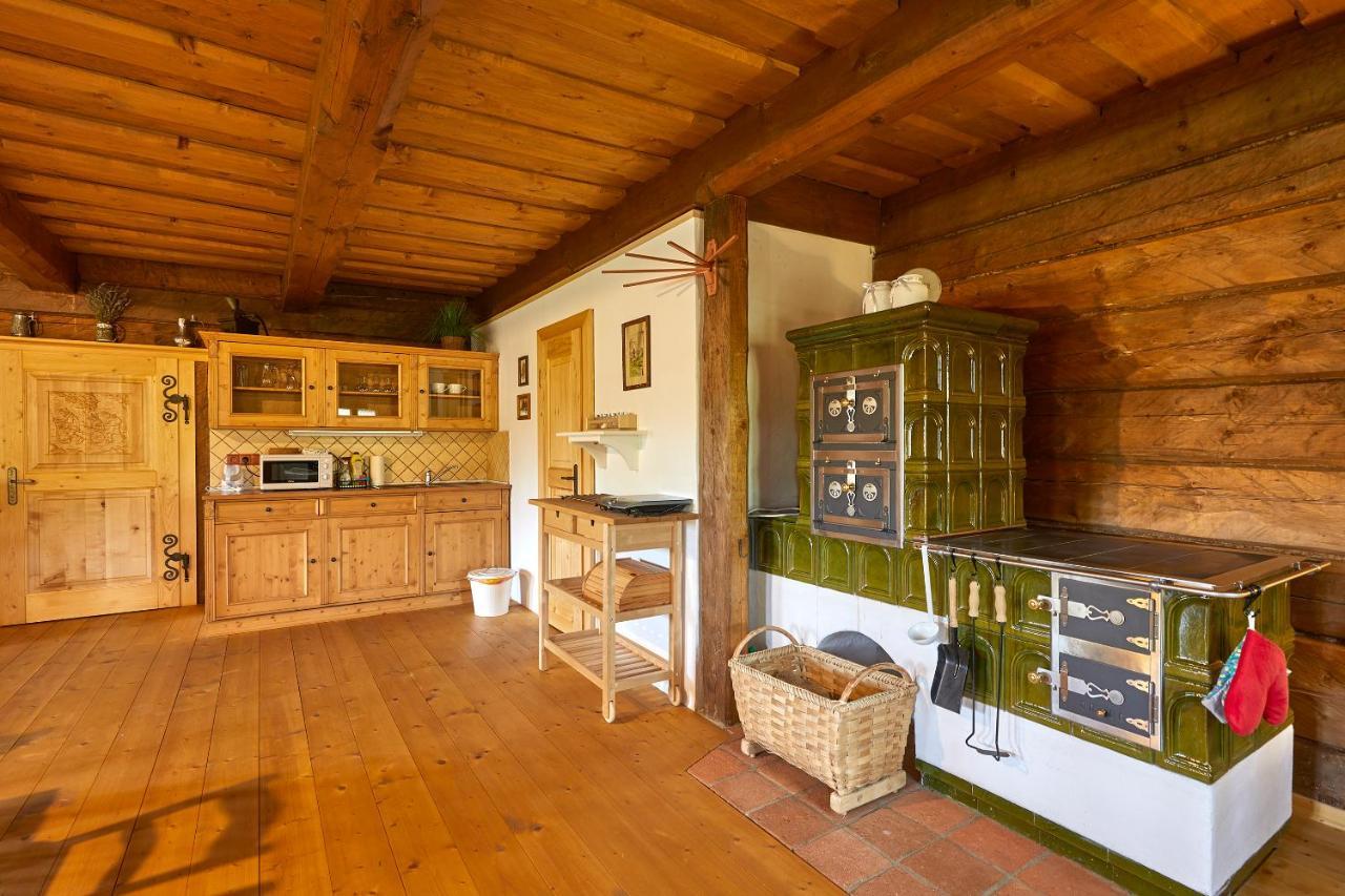 Volarska Roubenka Guest House Волари Екстериор снимка