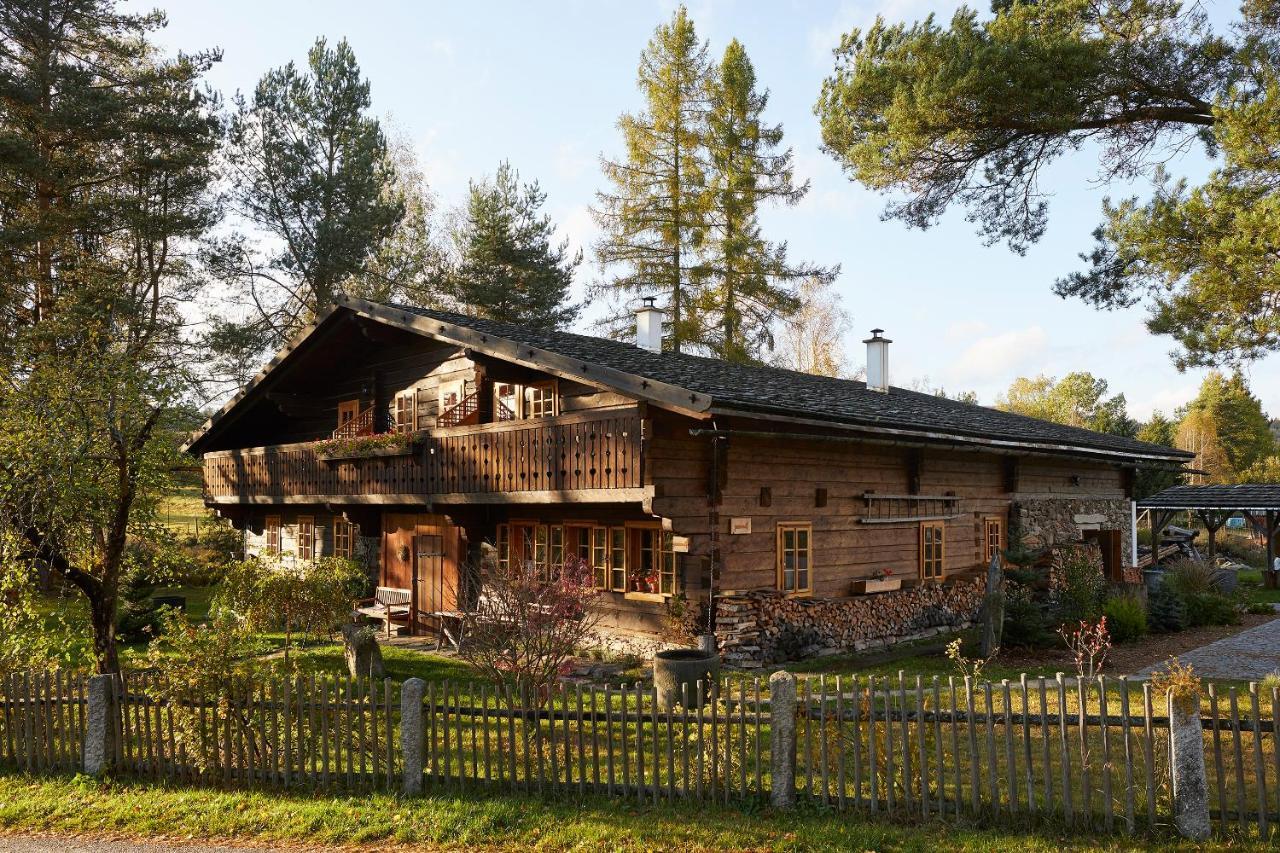 Volarska Roubenka Guest House Волари Екстериор снимка