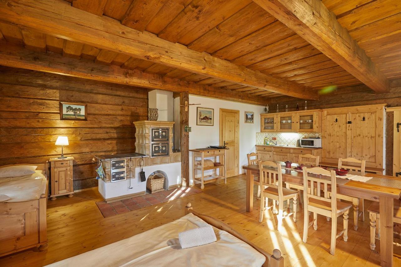 Volarska Roubenka Guest House Волари Екстериор снимка