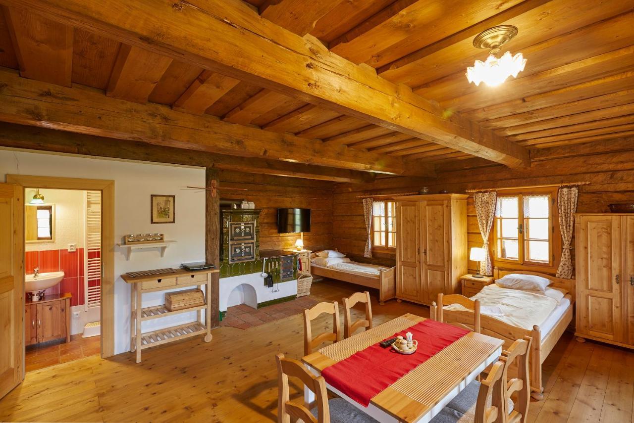 Volarska Roubenka Guest House Волари Екстериор снимка