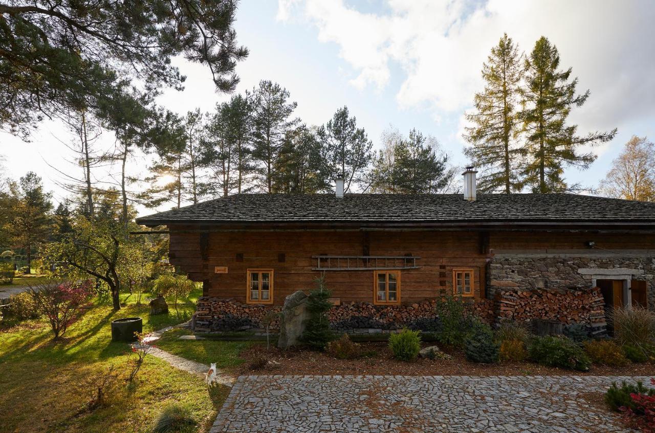 Volarska Roubenka Guest House Волари Екстериор снимка
